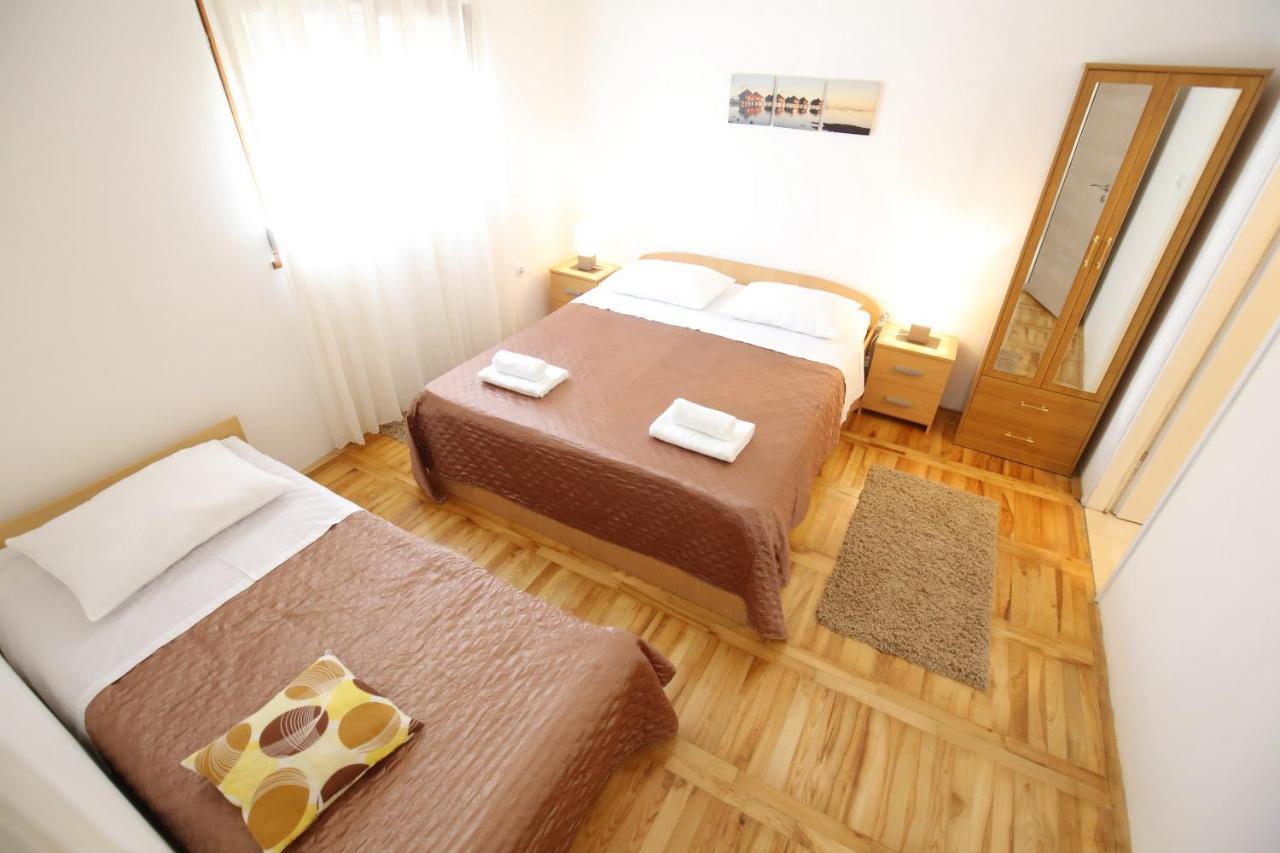 Apartmani Dane Sukošan Buitenkant foto